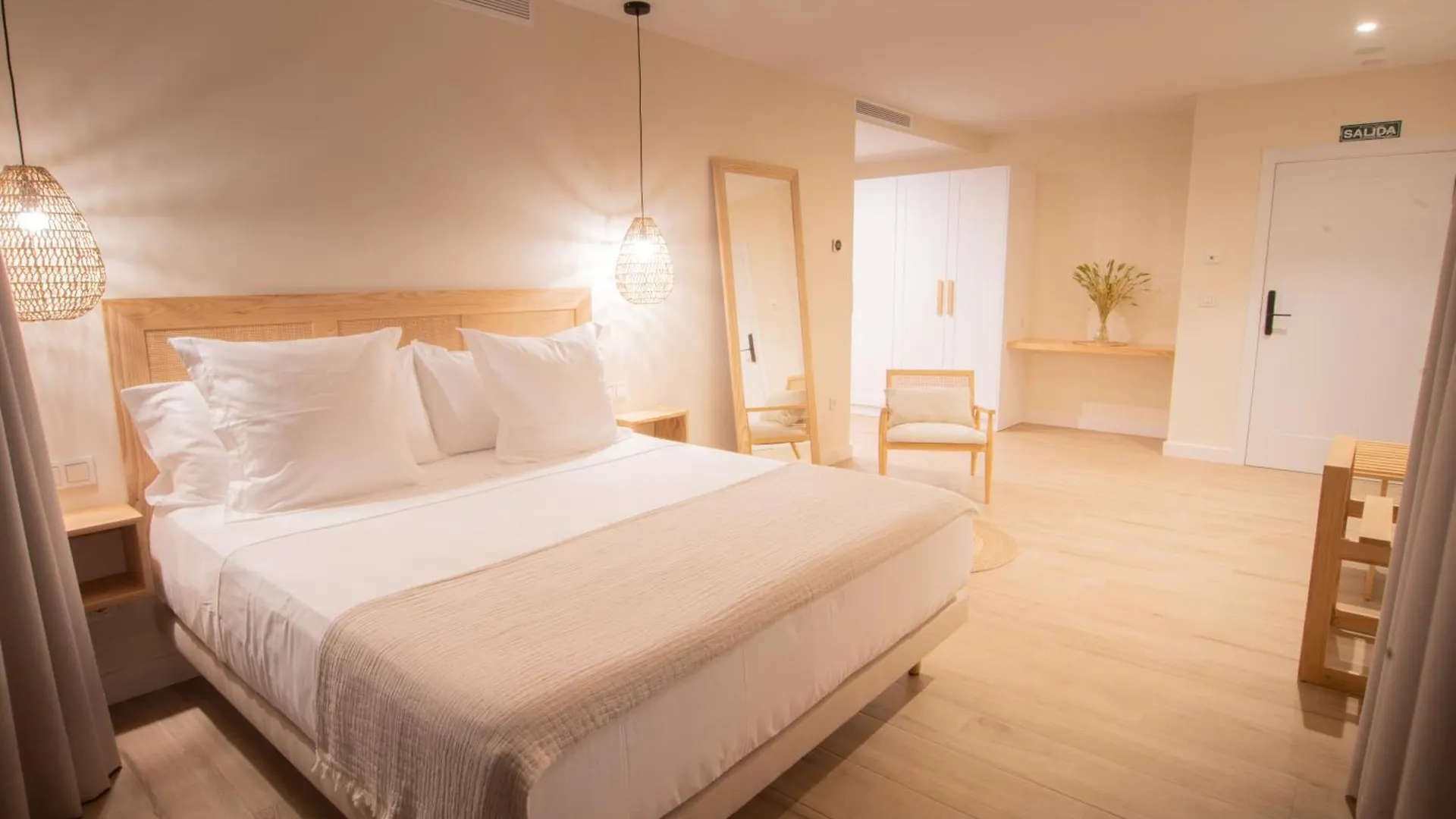 **  Hotel Hyalma Cliff - Adults Only La Herradura  Spanien
