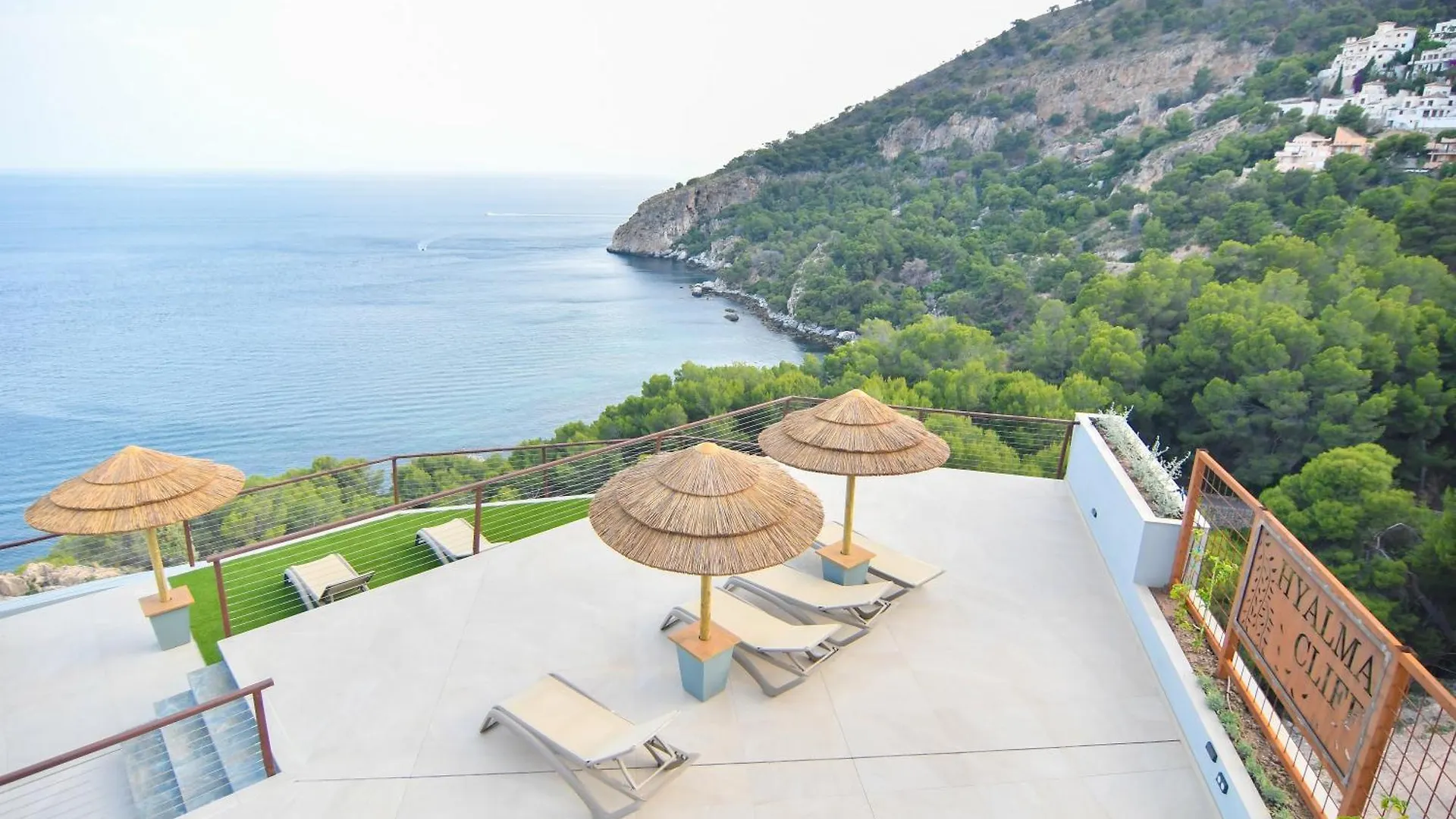 Hotel Hyalma Cliff - Adults Only location